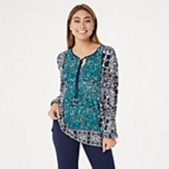 Susan Graver Tops - Women's Size 1X Susan Graver Printed Liquid Knit Top
